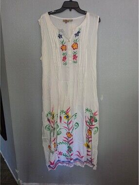 S.R. Fashion White Rayon 3XL Sleeveless Embroidered Dress